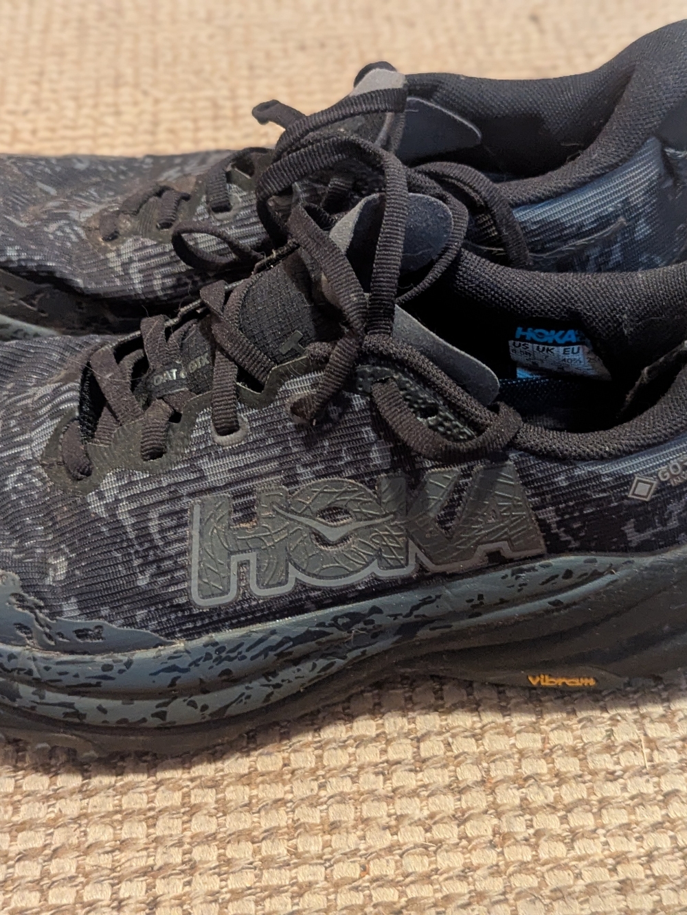Hola Trail Shoe